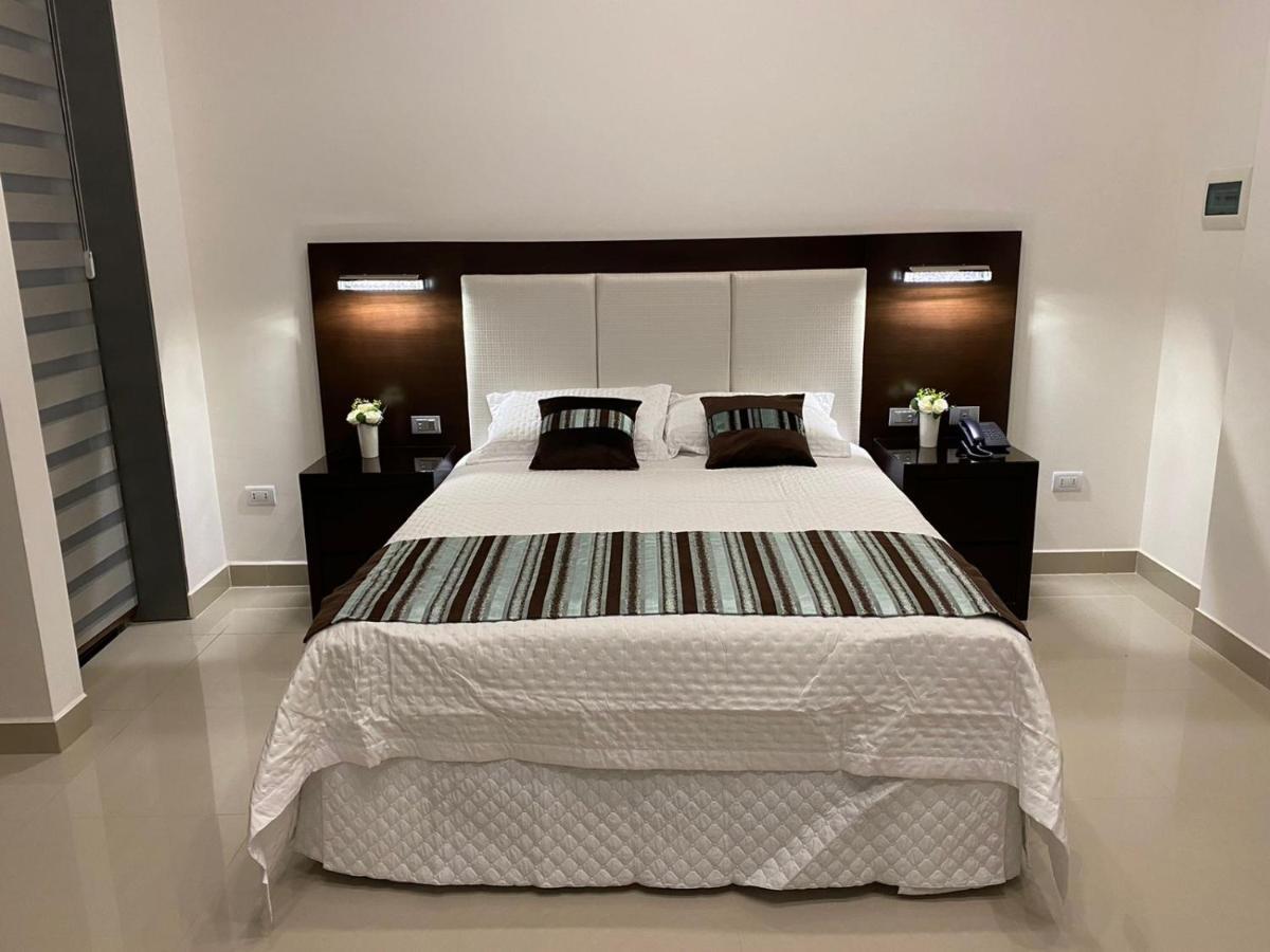 Hotel Innova 塔里哈 外观 照片