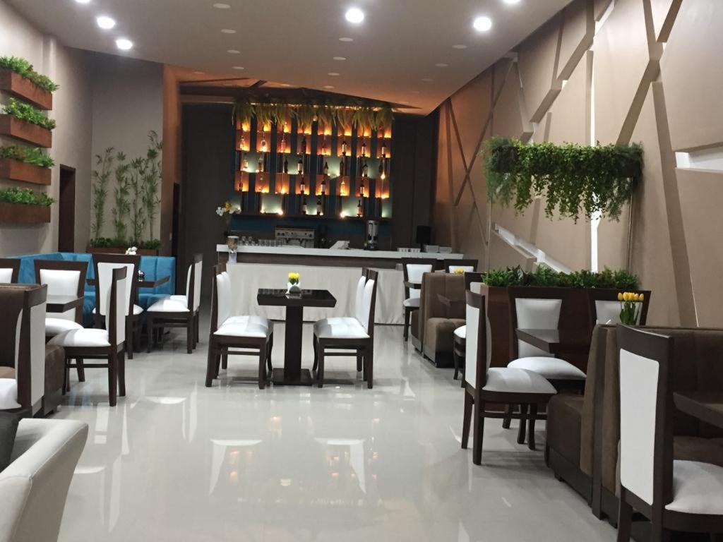 Hotel Innova 塔里哈 外观 照片